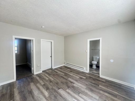 Listing photo thumbnail