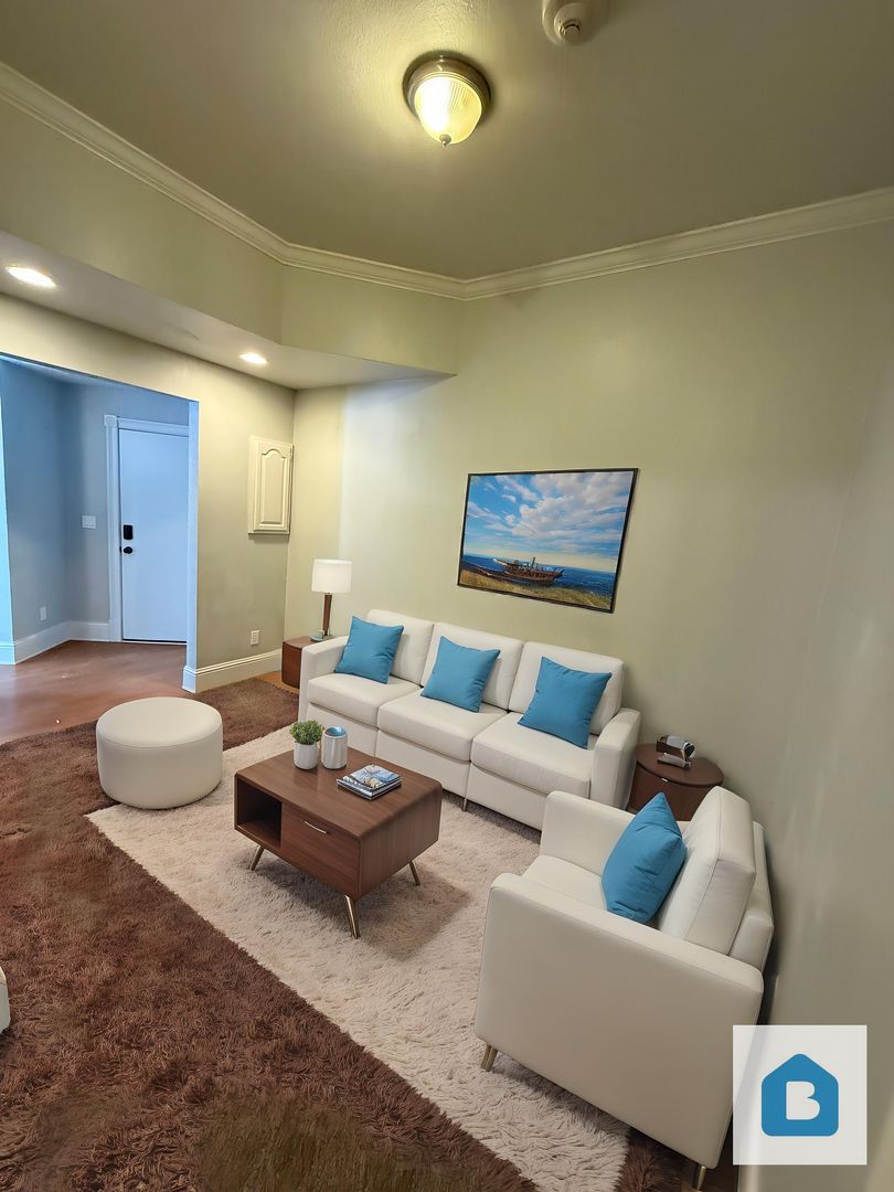 Colorado Springs Apartment: 506 North Cascade Avenue