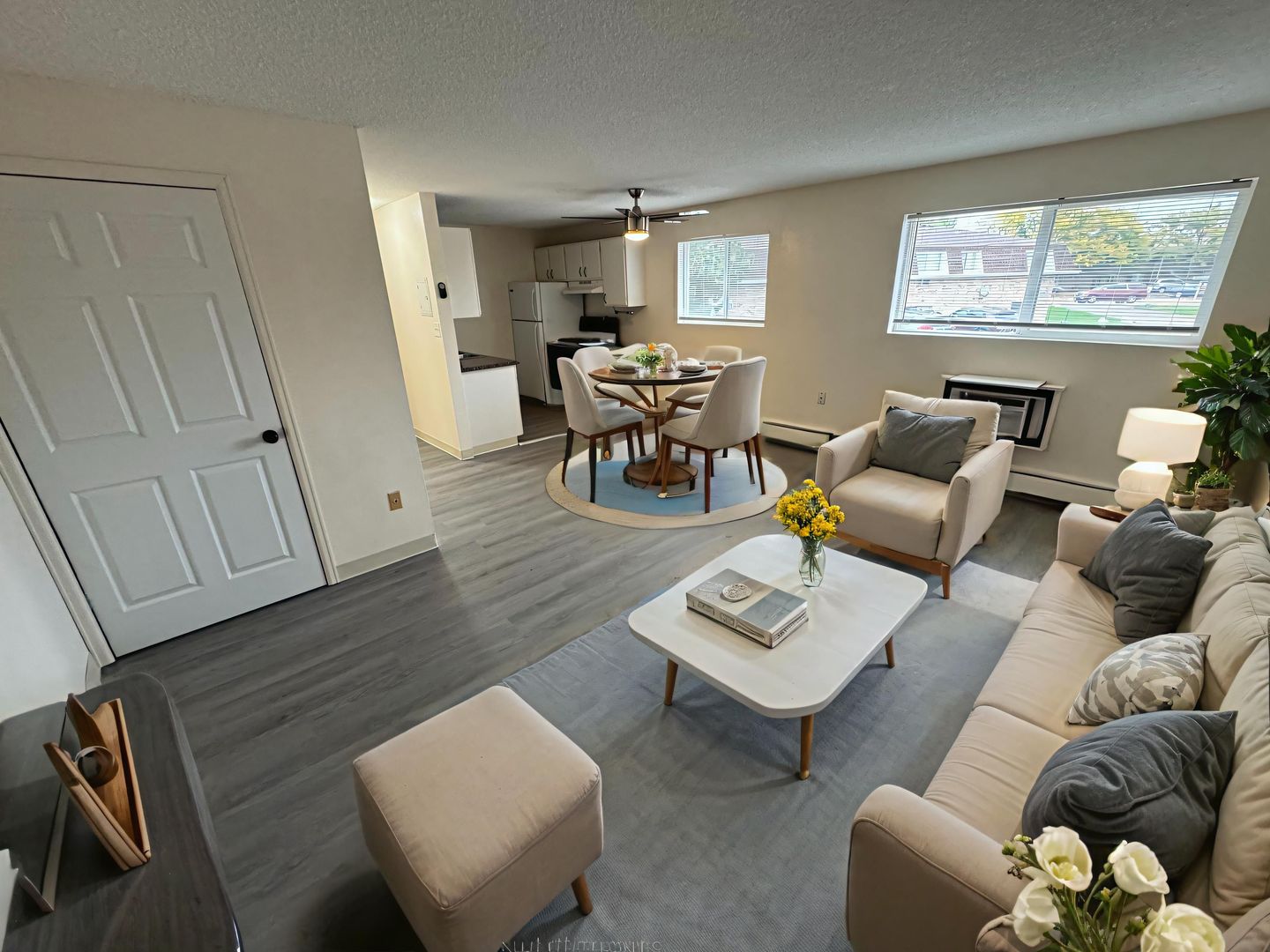 Lakewood Apartment: 10747 W 6th Pl.