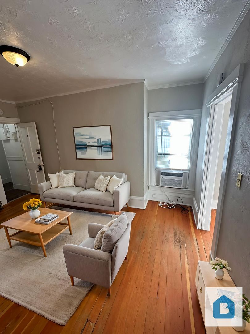 Colorado Springs Apartment: 715 N Nevada Ave
