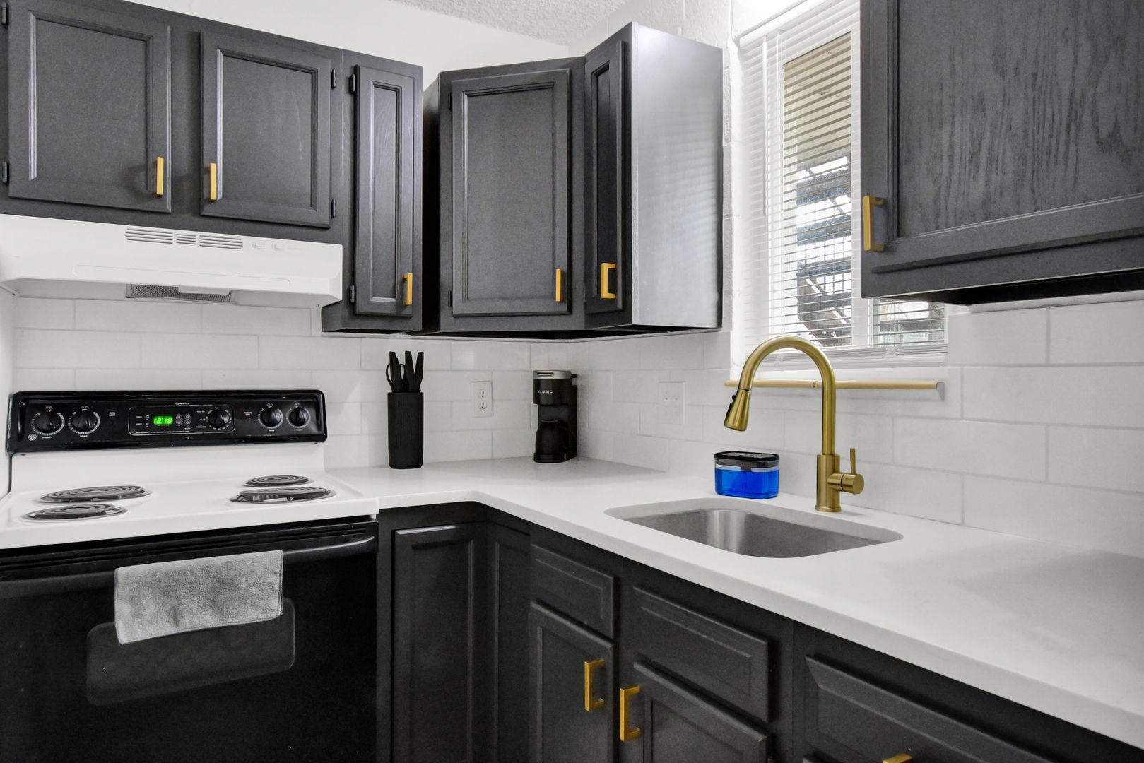 Colorado Springs Apartment: 1801 S Cascade Avenue