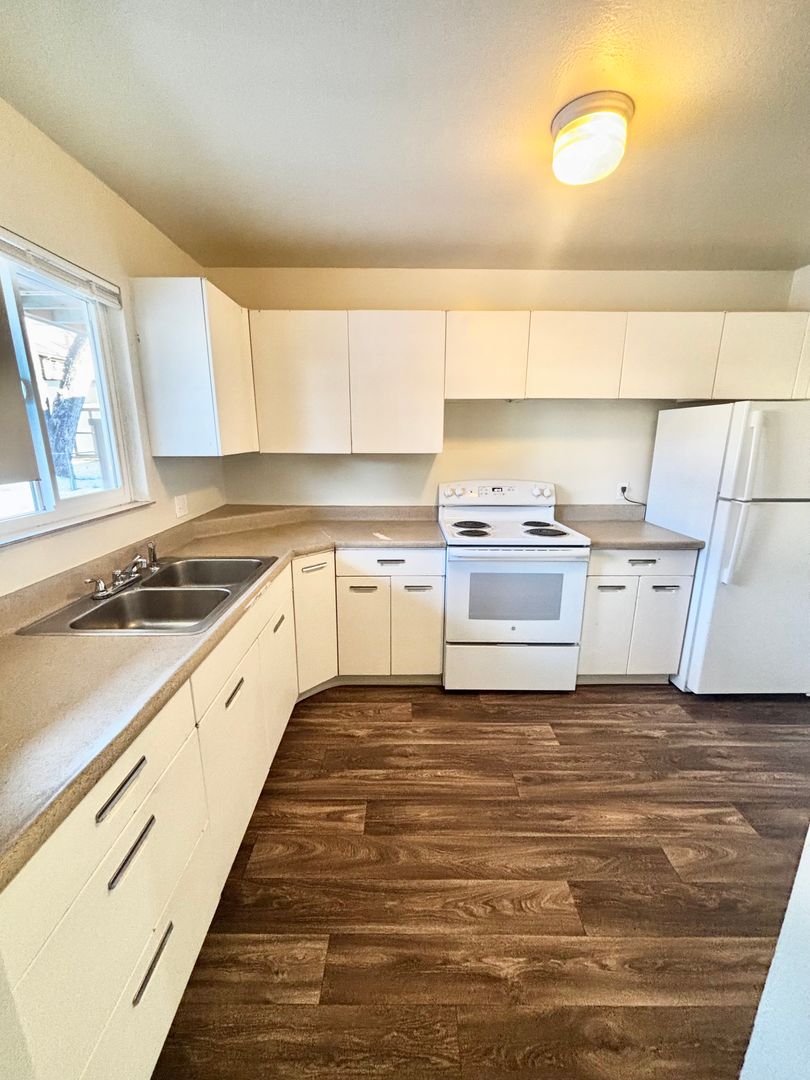 Colorado Springs Apartment: 2613 Concord St.