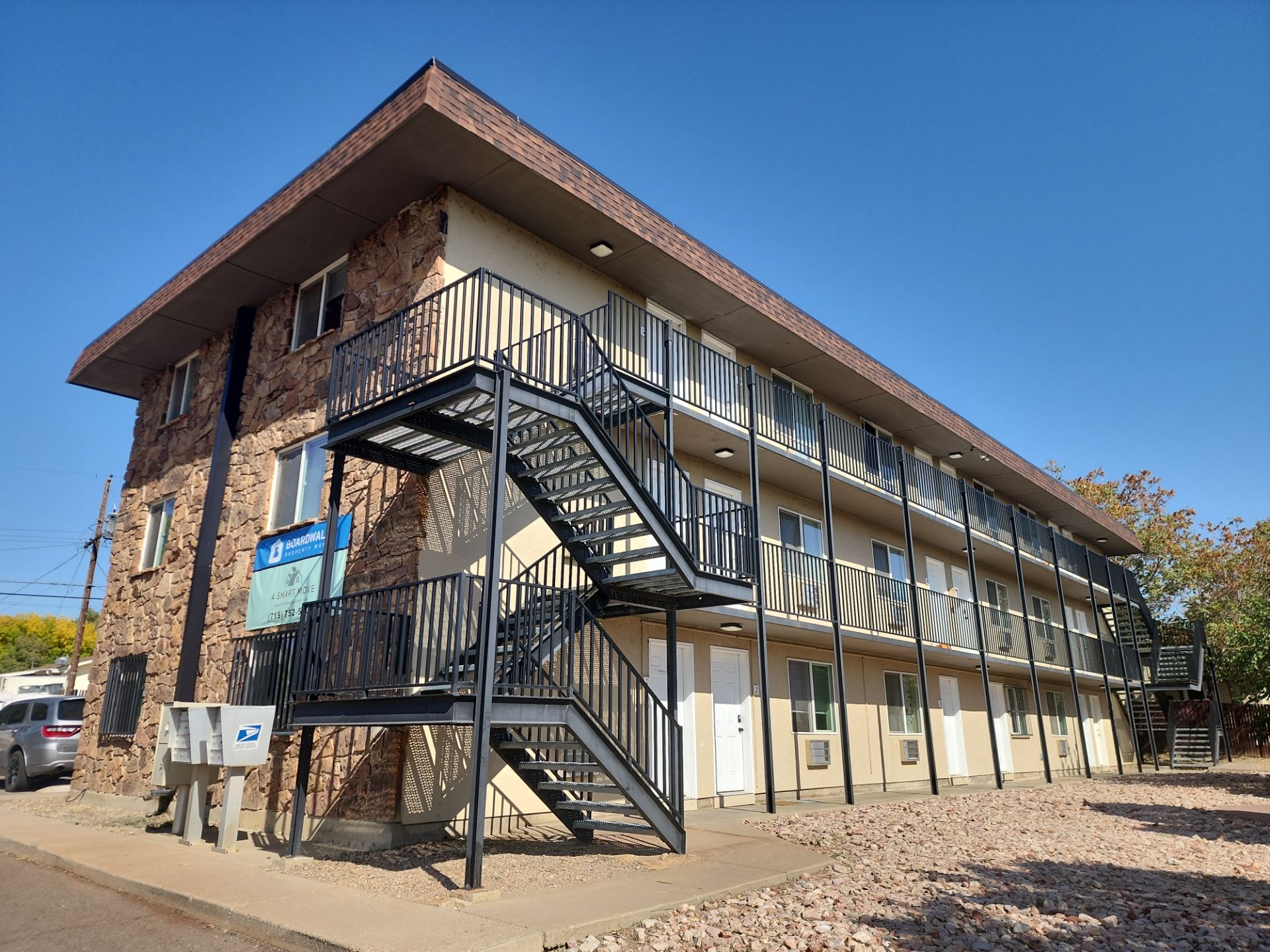 Pueblo Apartment: 625 W 14th Street