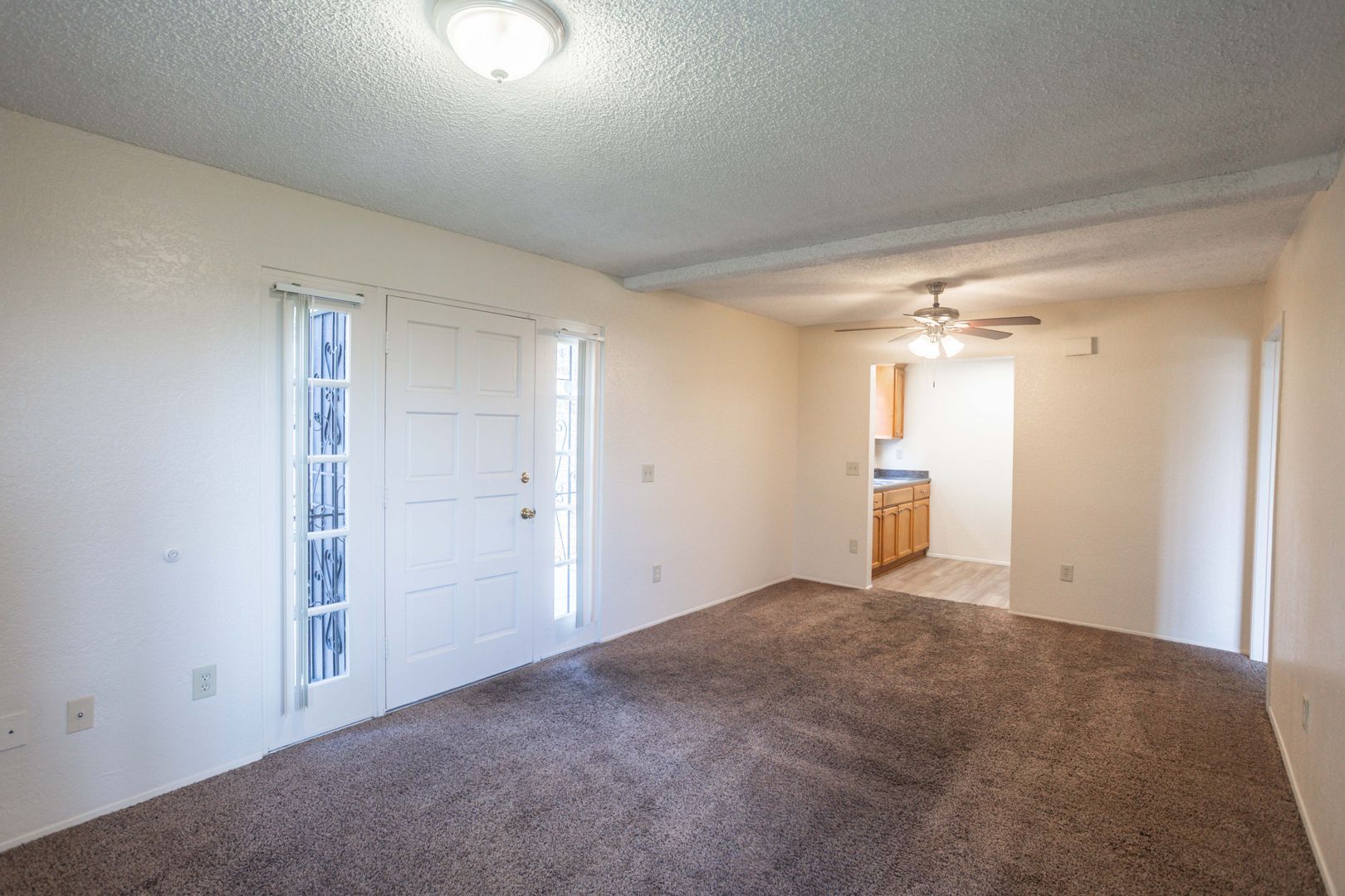 Chula Vista Apartment: 671 Sea Vale St.