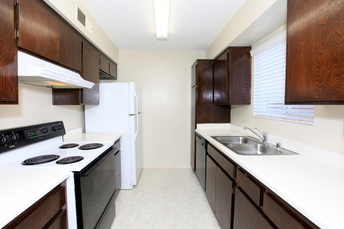 La Mesa Apartment: 4515 3rd Street