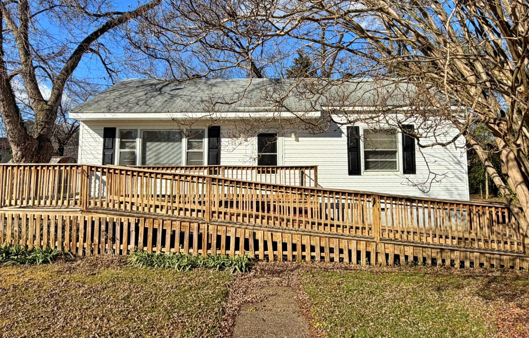 North Chesterfield House: 4838 Stanley Dr.