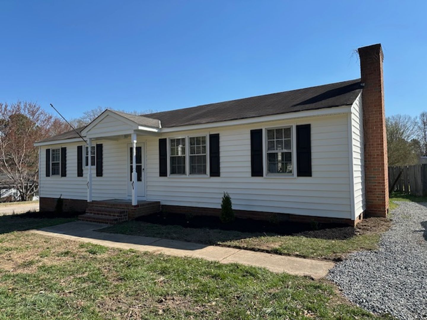 North Chesterfield House: 5401 Bellmeadows Rd.