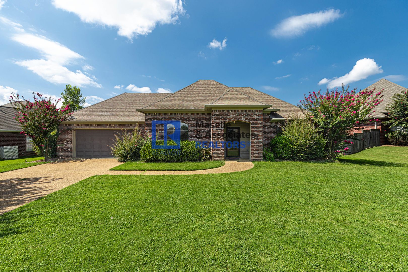 Madison House: 113 Providence Dr