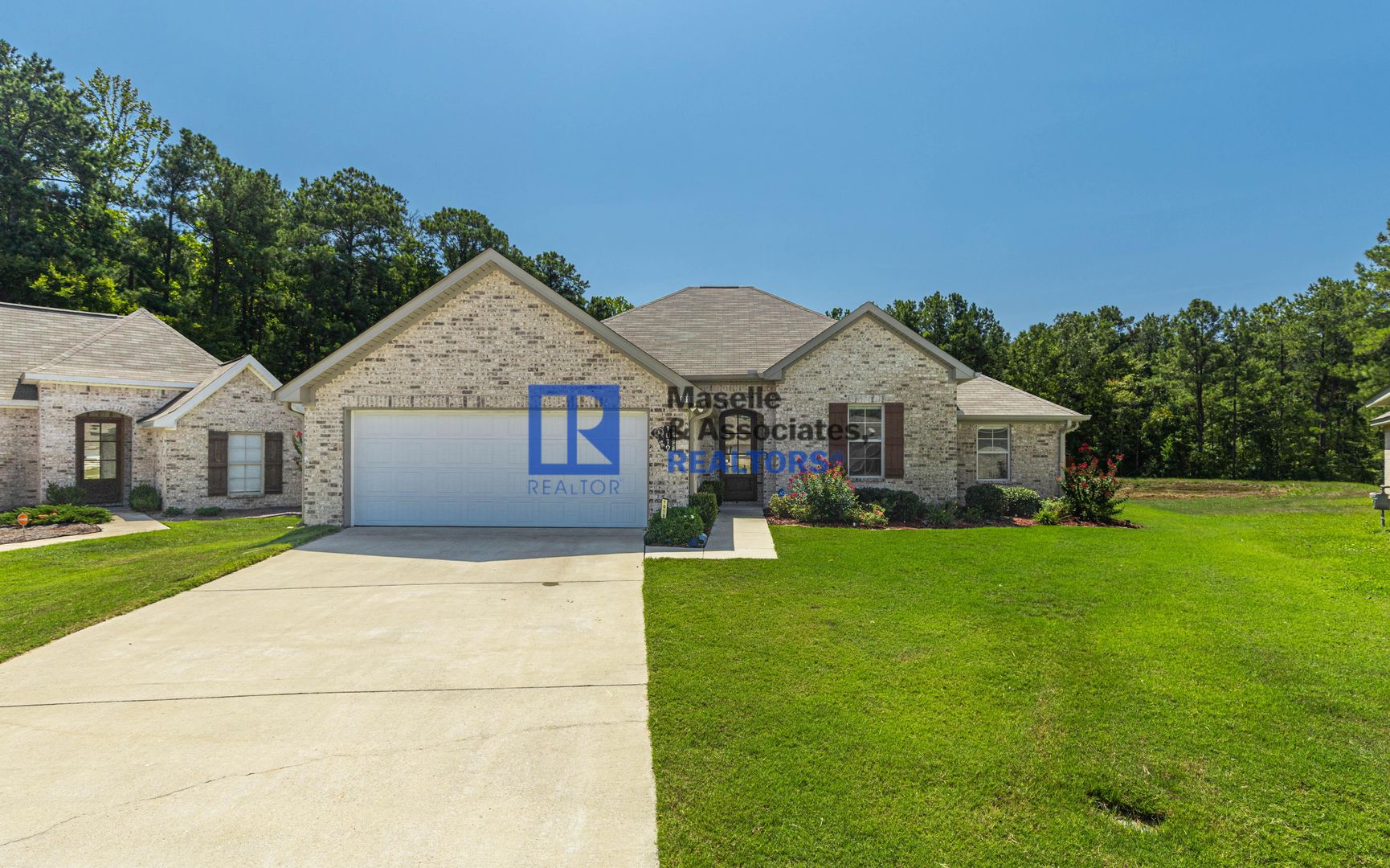 Pearl House: 1019 Silver Circle
