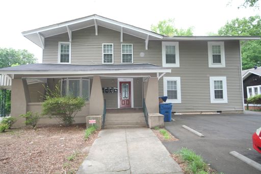 Adorable Apt in Historic Building - ONE Block to Duke! – photo 1