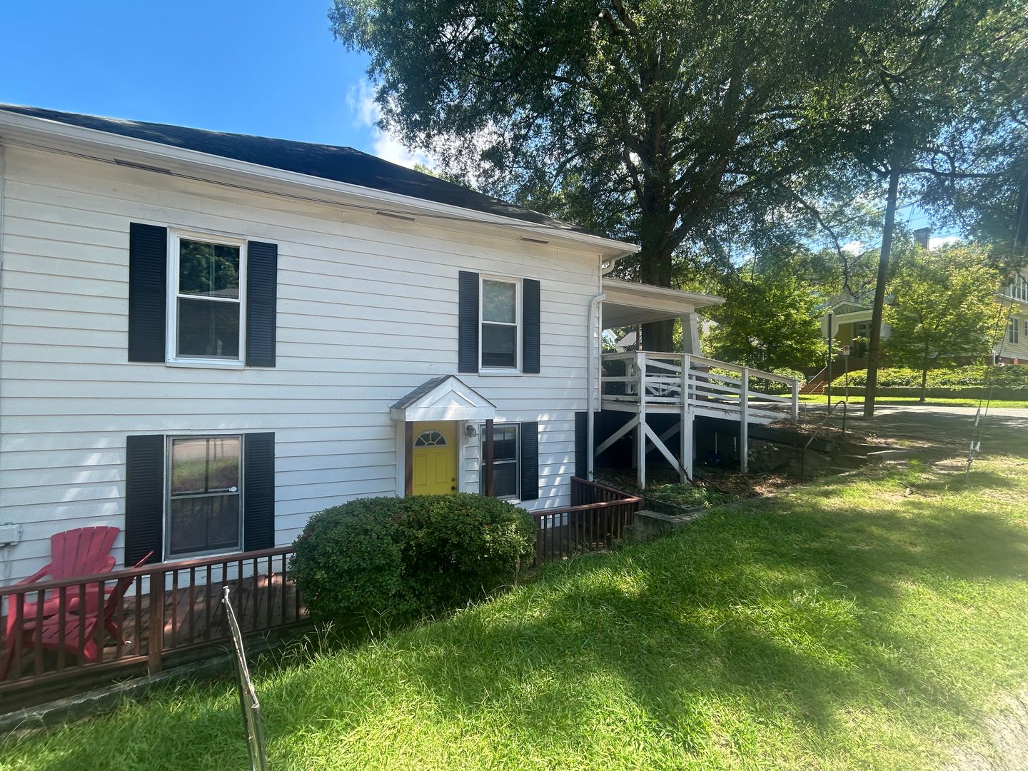 Durham Apartment: 1422 James Street