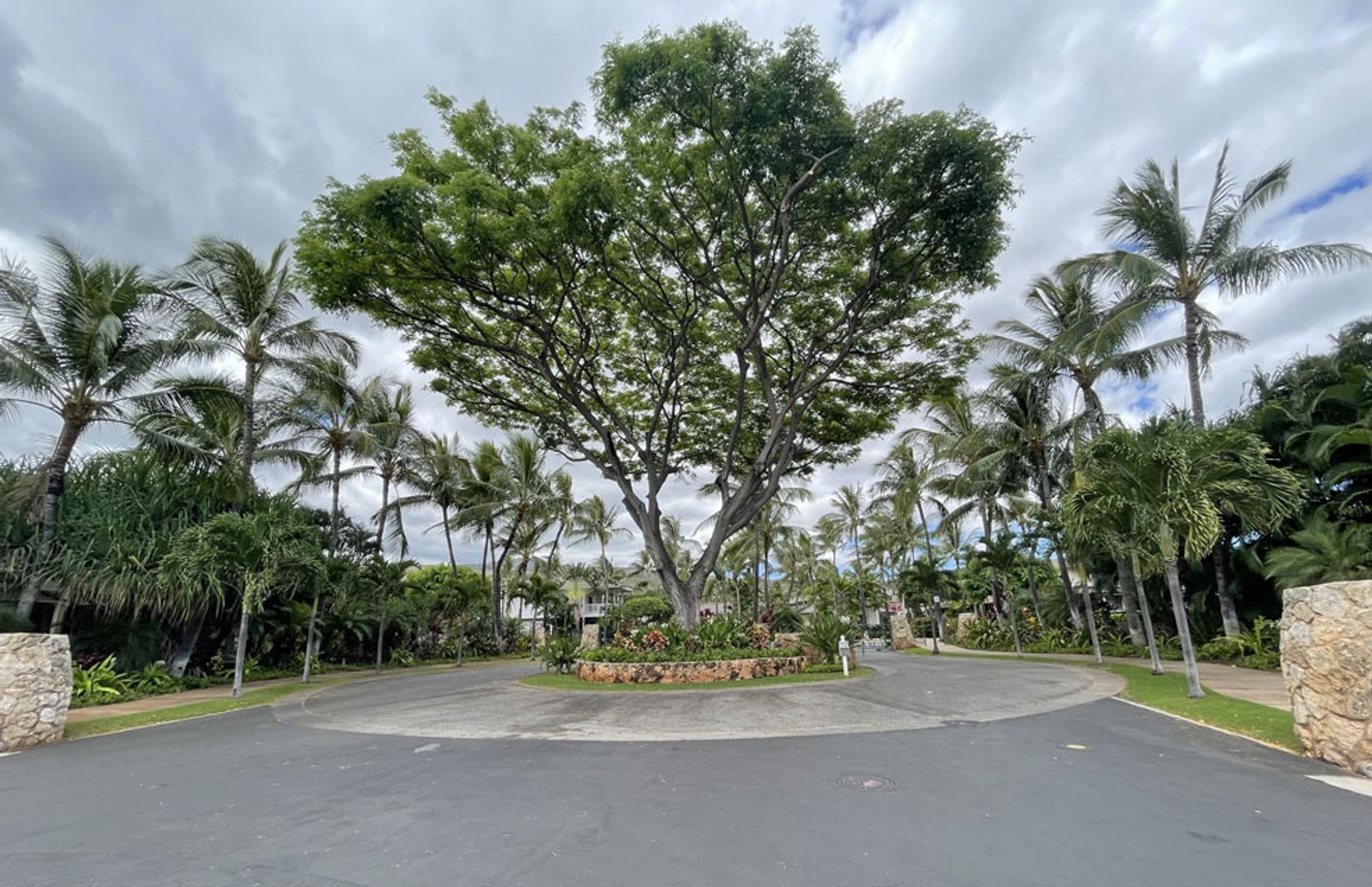 Kapolei House: 92-1078 Olani Street