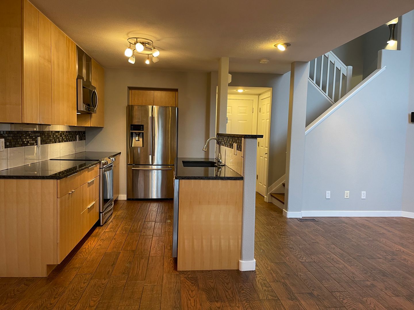 Louisville Apartment: 533 Ridgeview Drive