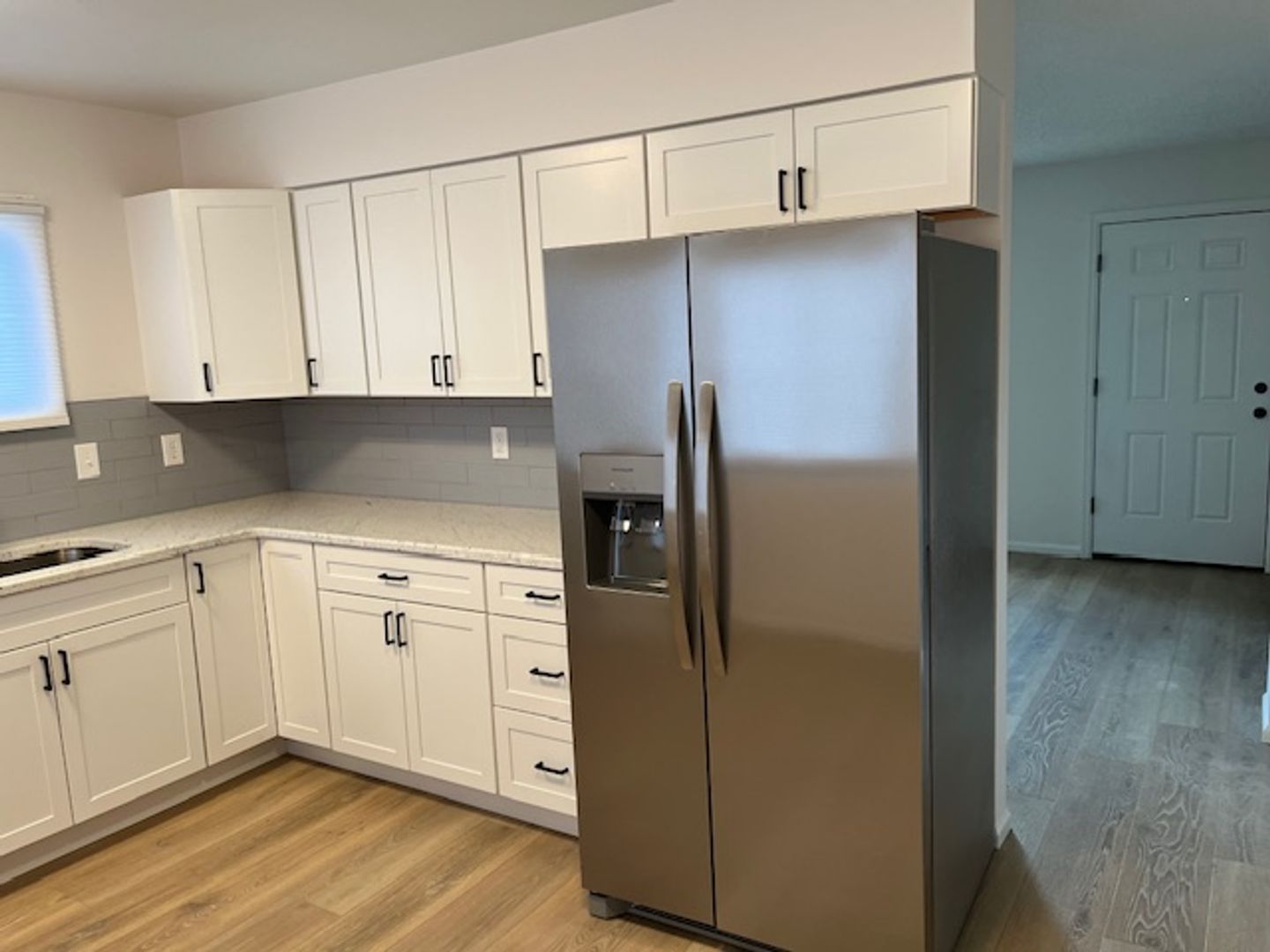Longmont Apartment: 326 Baker Street