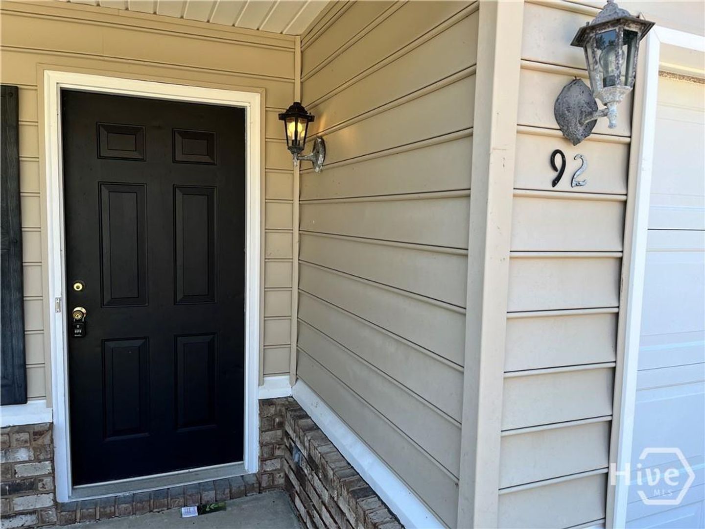 Richmond Hill Apartment: Aubrey Trail