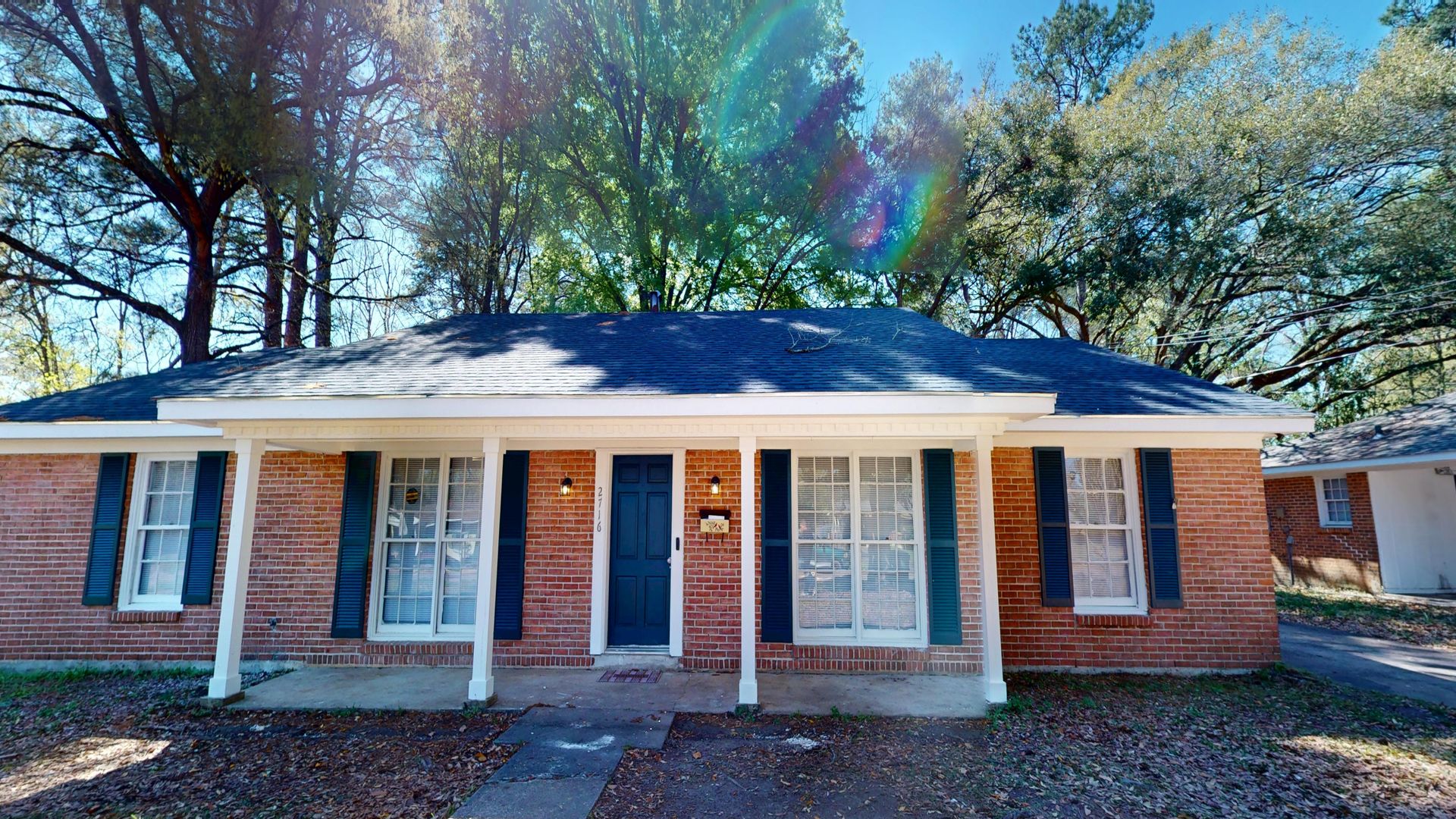 Montgomery House: 2716 Forsyth Lane