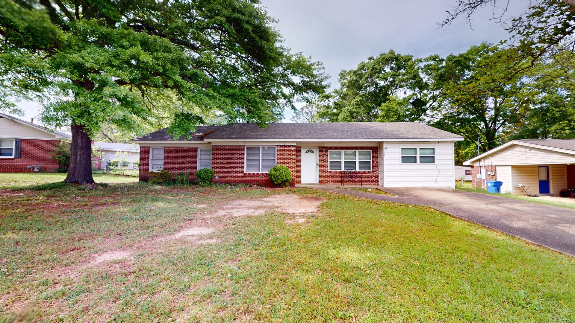 Prattville House: 1117 Newton St