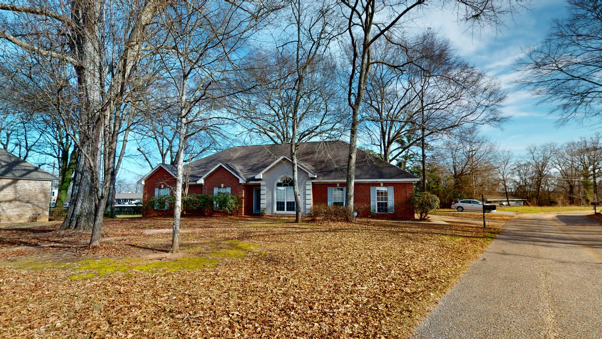 Millbrook House: 44 Grand Oaks Blvd