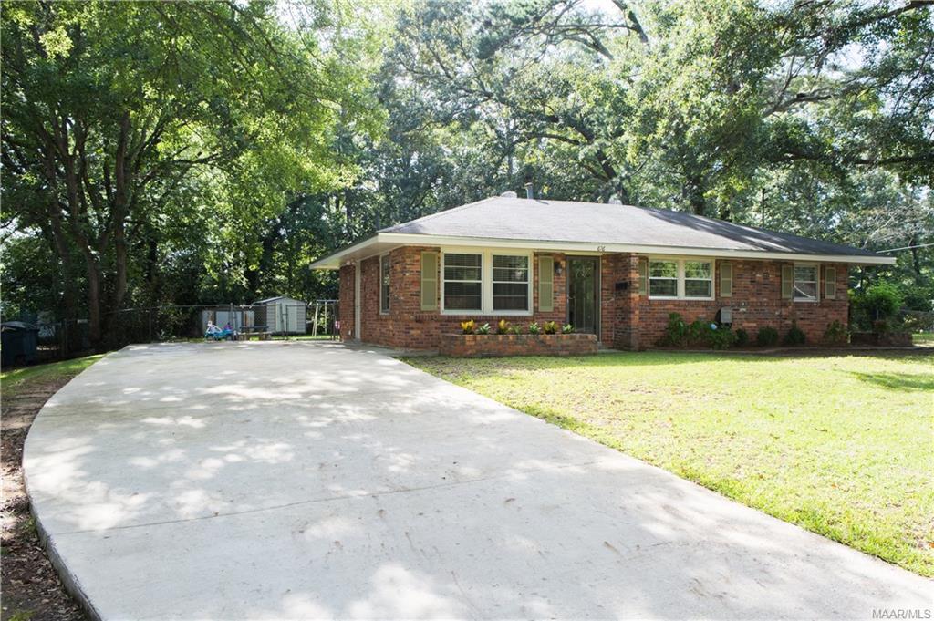 Montgomery House: 676 Karen Rd.