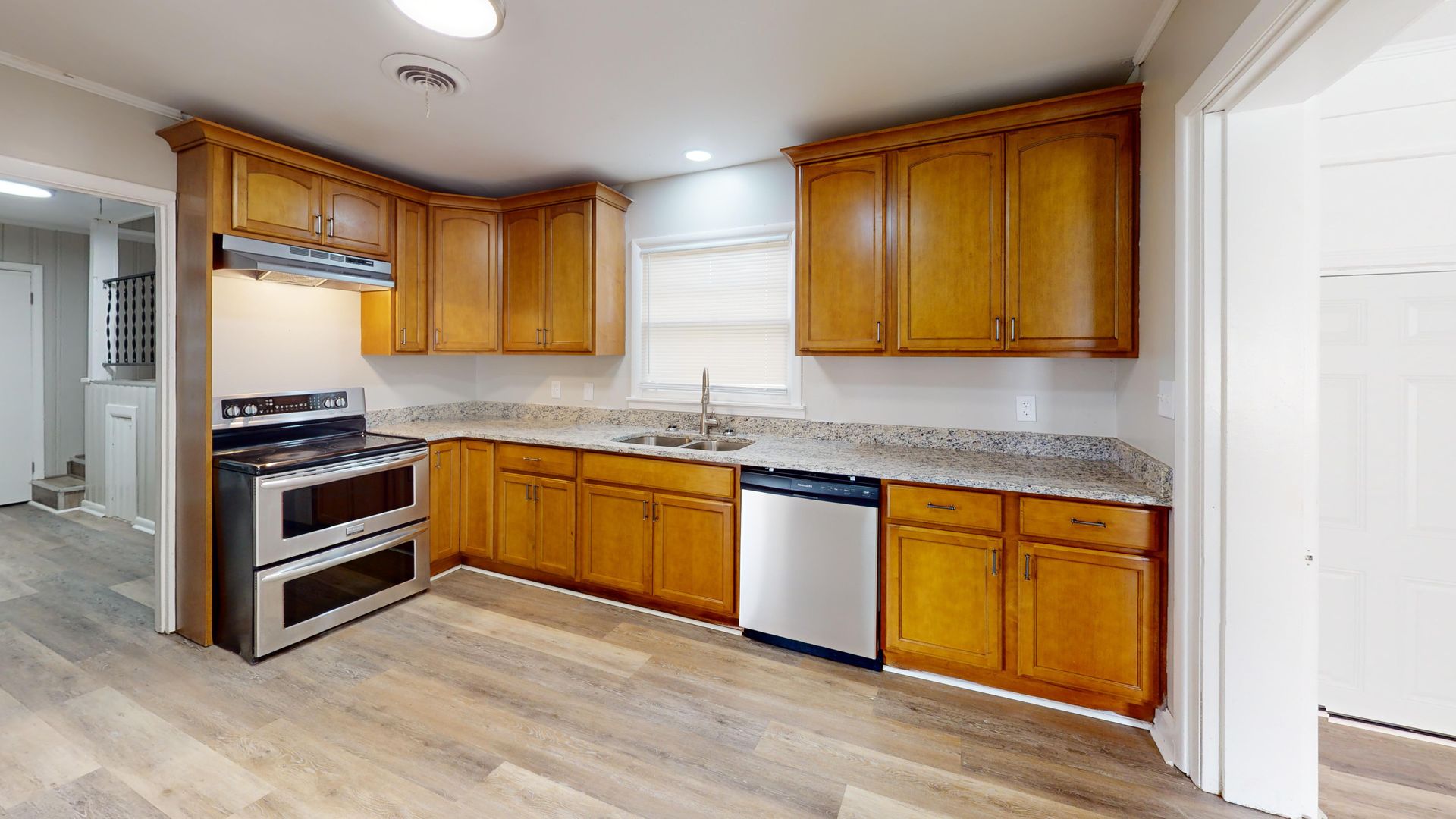 Prattville House: 1003 Geneva St.