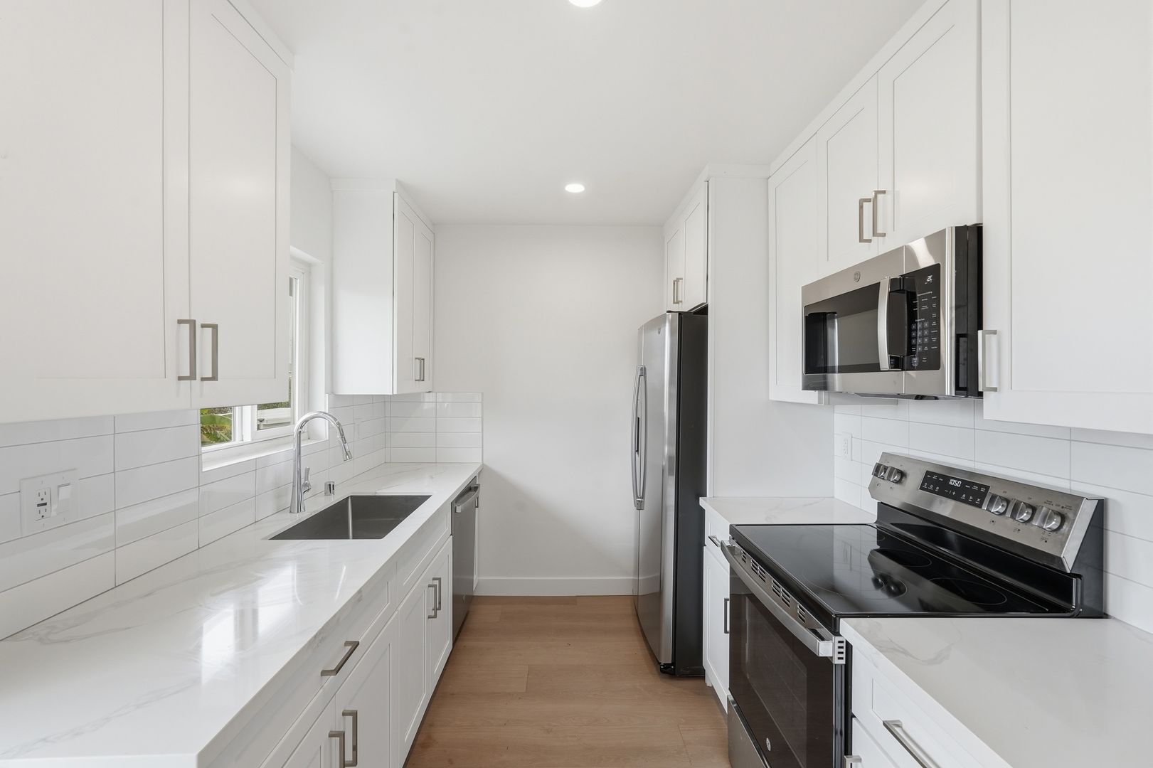 Torrance Apartment: 17450 Van Ness Ave
