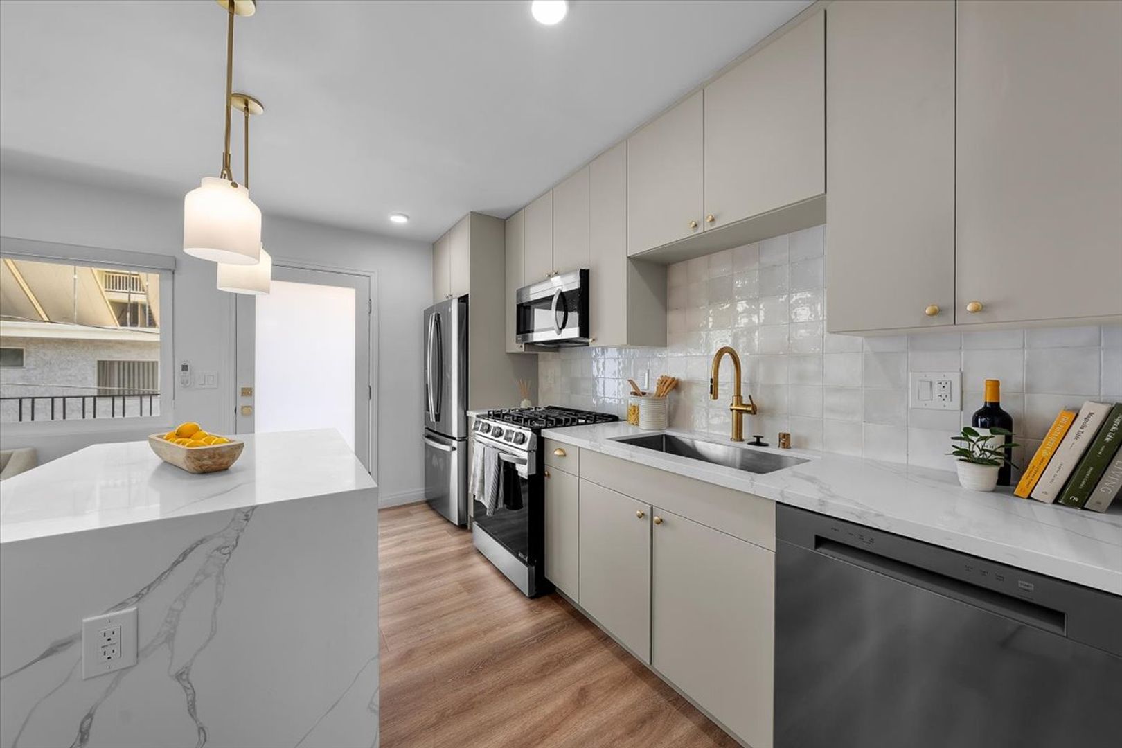 Hermosa Beach Apartment: 1803 Pacific Coast Highway