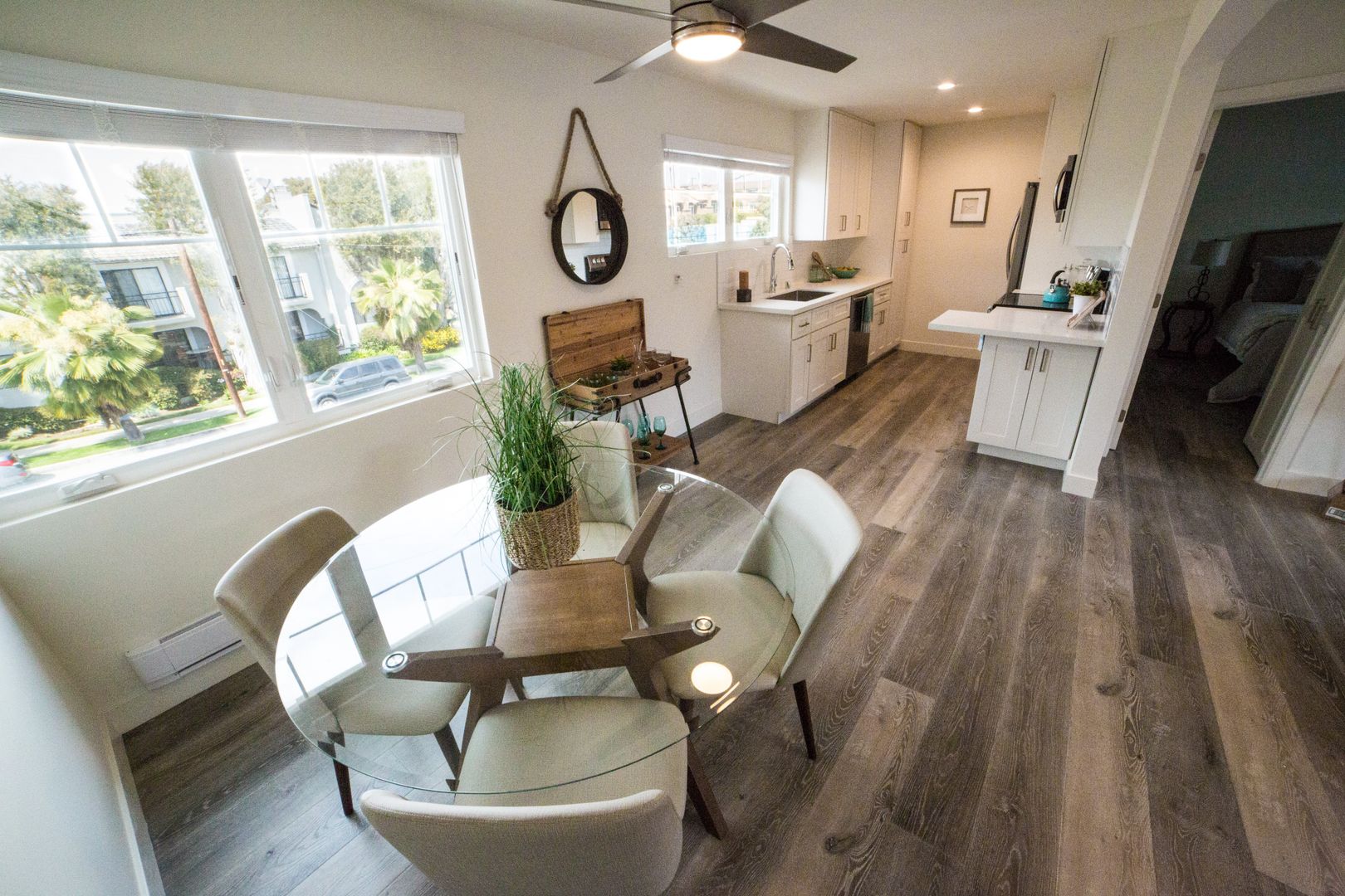 Redondo Beach Apartment: 201 S Broadway