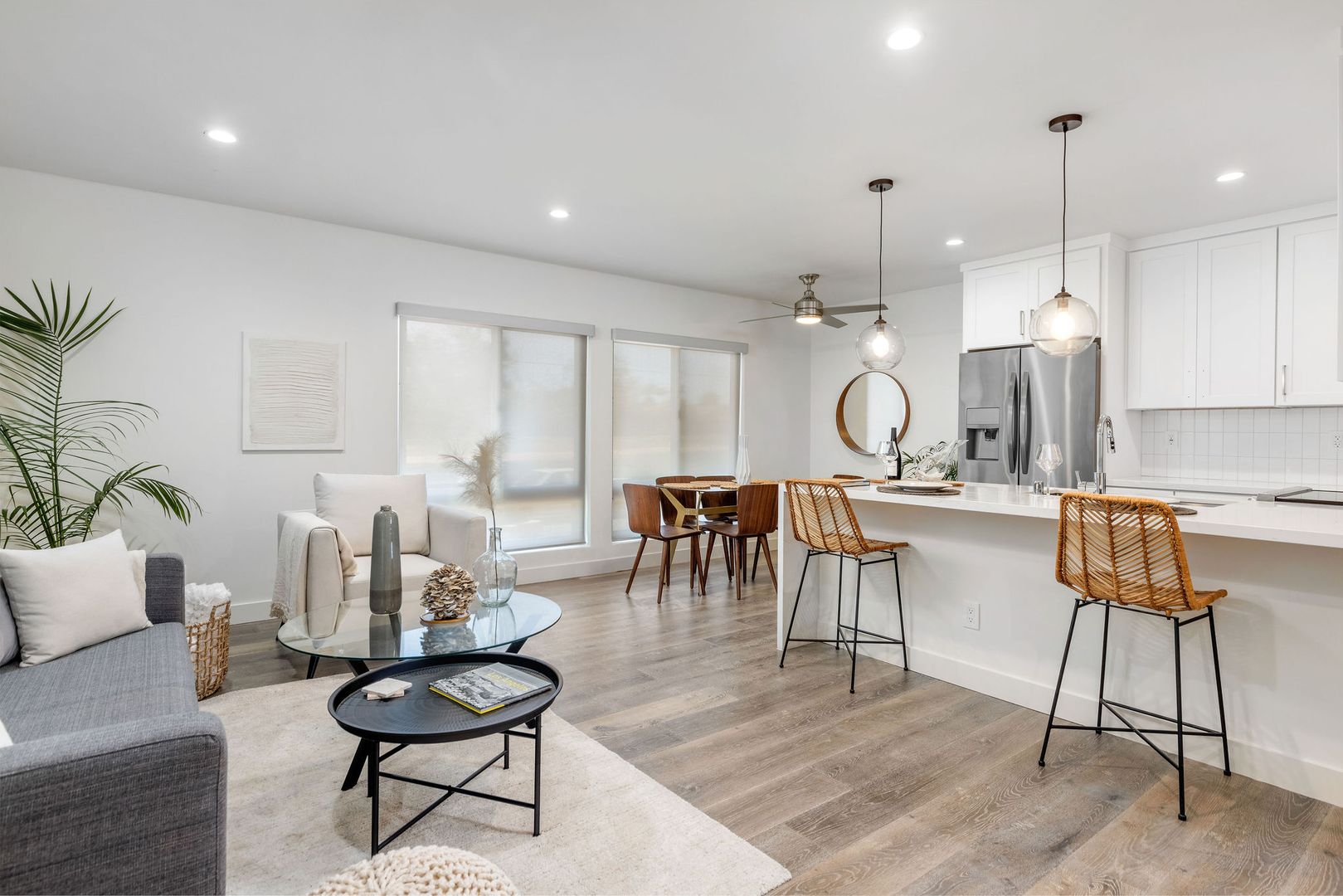 El Segundo Apartment: 420 Illinois Street