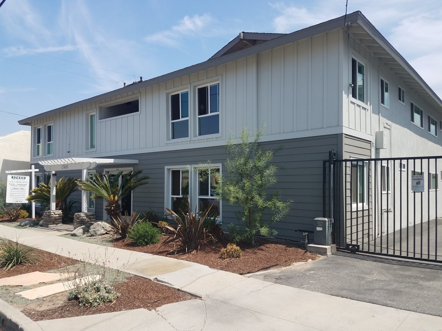 Torrance Apartment: 17450 Van Ness Ave