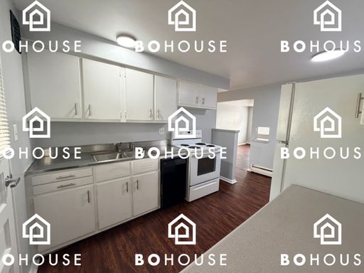 Coming soon: 2 bed/1 bath w/ Move-in Special! First month of rent is FREE! – photo 1