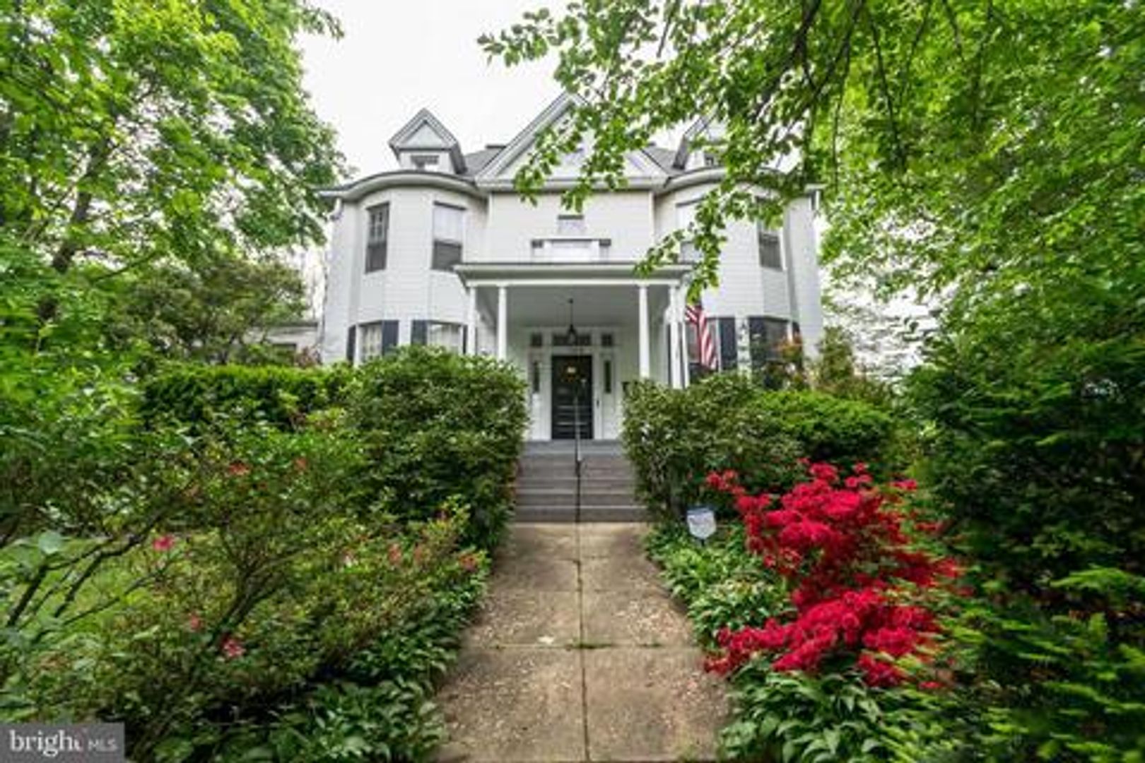 Baltimore Apartment: 720 Gladstone Avenue