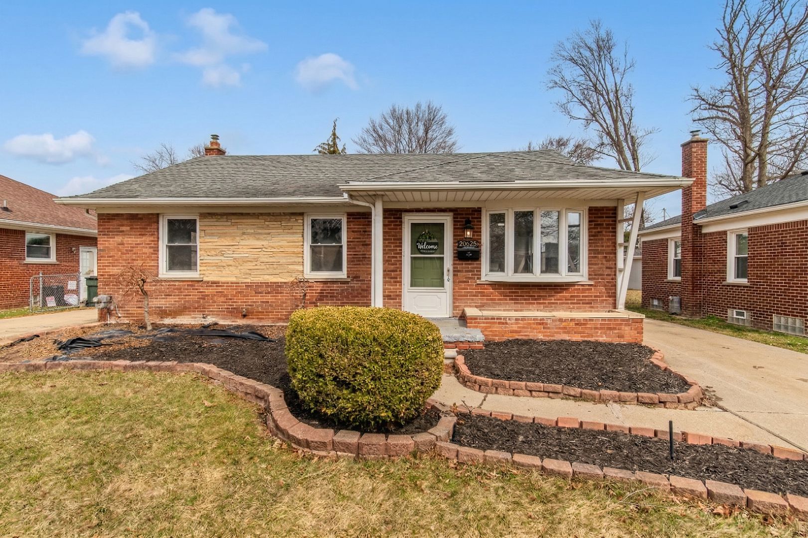 Saint Clair Shores House: 20625 Elizabeth St