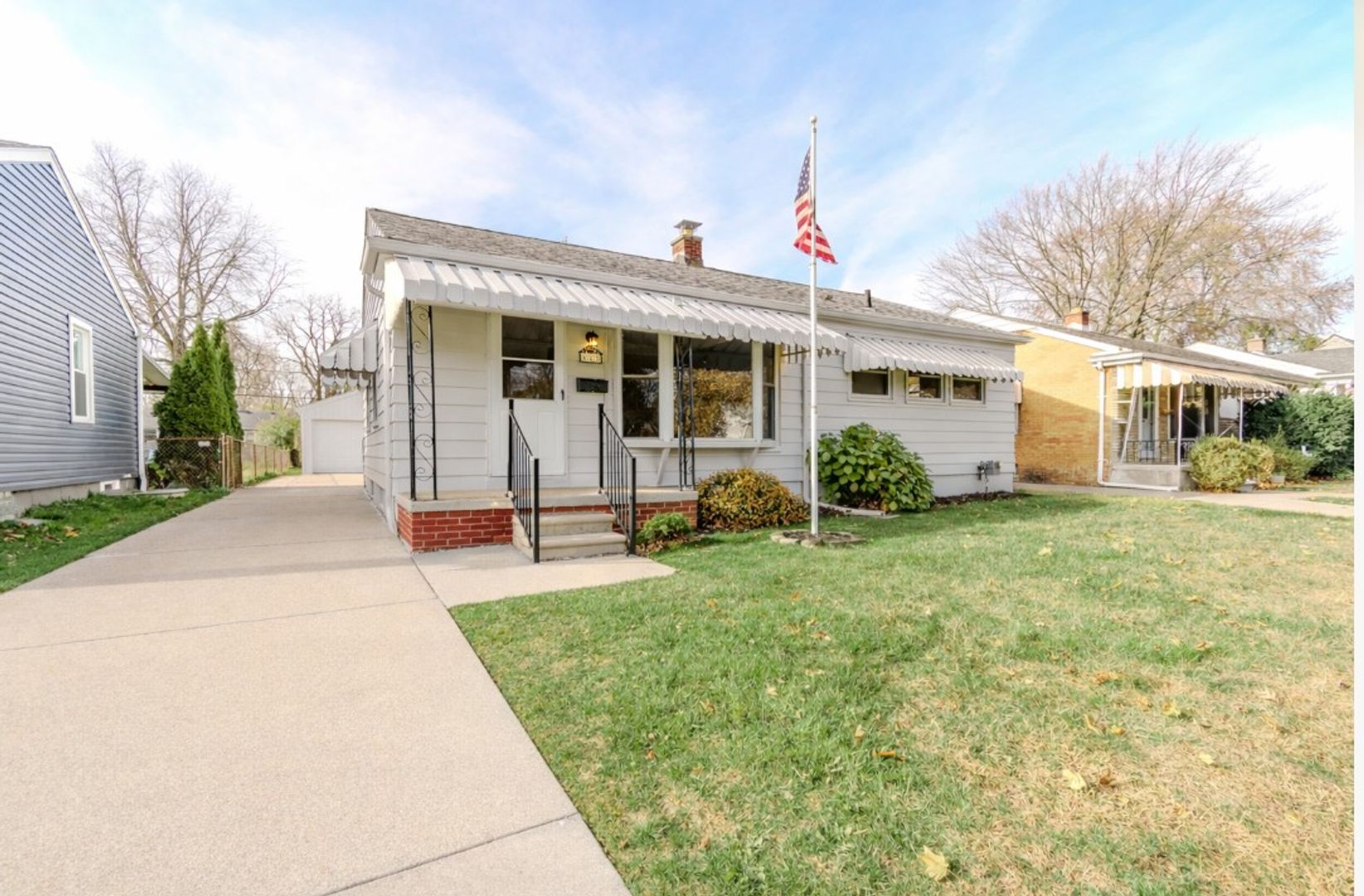 Royal Oak House: 629 North Vermont Avenue