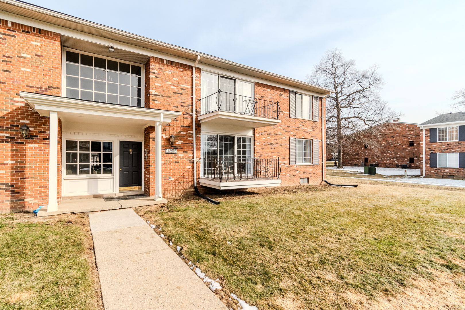 Bloomfield Hills Apartment: 474 Fox Hills Dr N, Unit2