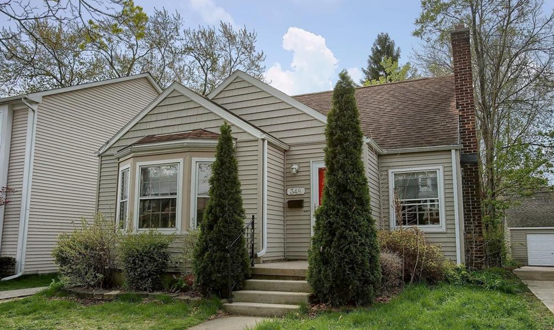 Ferndale House: 348 E Maplehurst