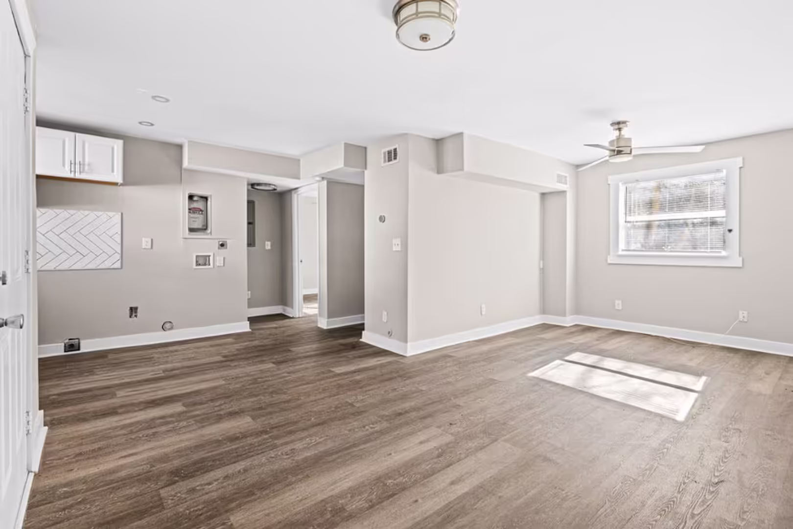Renovated 1 Bedroom Apartment Home 7 of 8