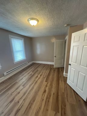 2 Bedroom 1 Bath – photo 1