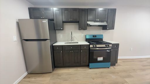 Newly Remodeled 1-Bedroom 1 Bath Apartment 1 Bath– Modern Finishes & Brand-New Appliances with Washer & Dryer Hook-up