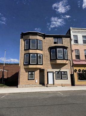 3 Bedroom 2 Bath Newly Remodeled and New Appliances including Washer and Dryer – photo 1