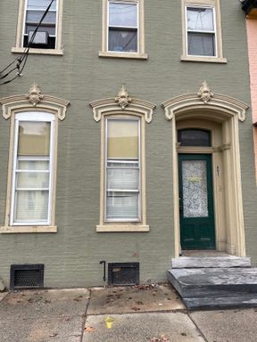 1 Bed 1 Bath Rental at 605 N 9th St. - 1, Lebanon, PA – photo 1