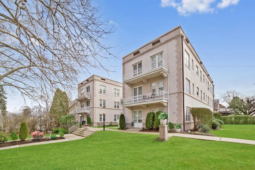 Pennnside Court 2 bedroom – photo 1