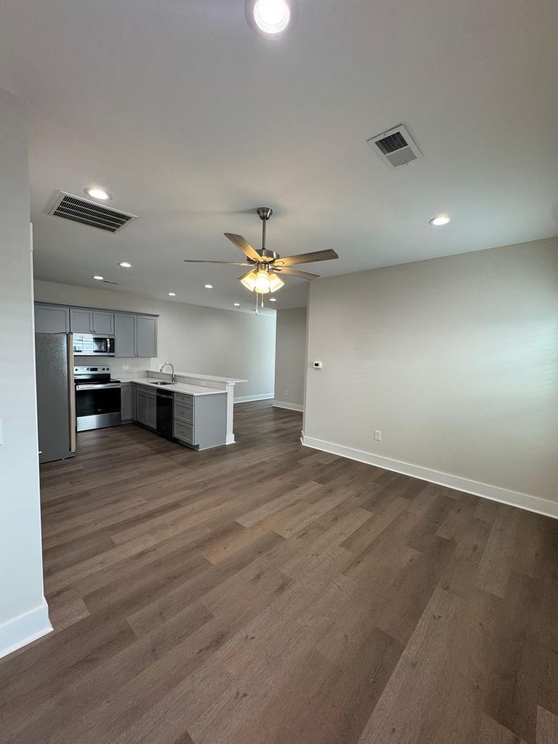 Mooresville House: 115 Brawley Villas Place