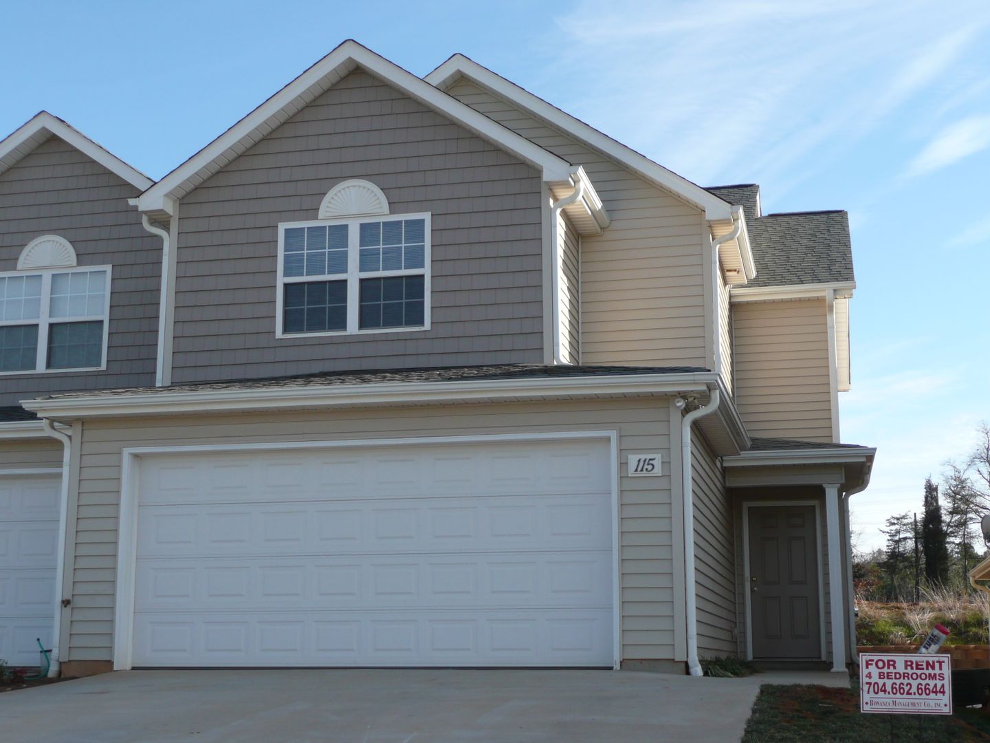 Mooresville House: 115 Clusters Circle