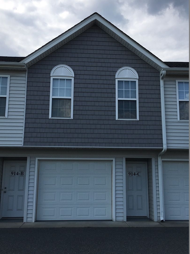 Mooresville House: 914-B Brawley Sch Rd