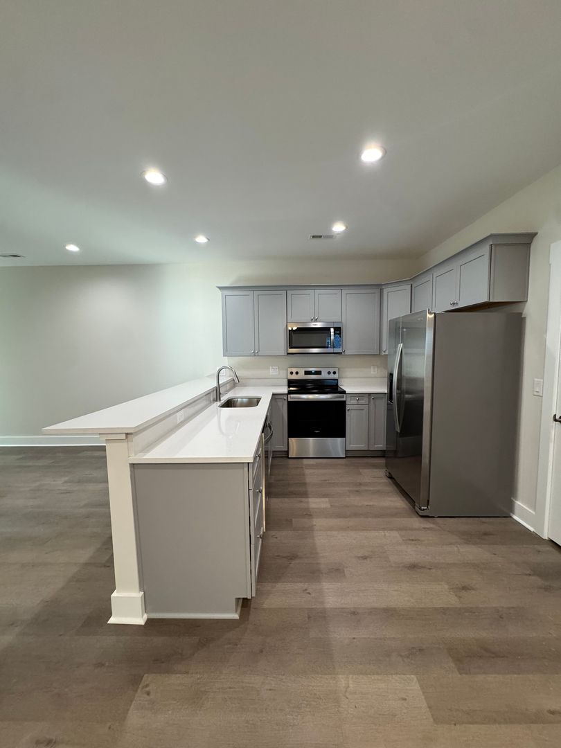 Mooresville House: 109 Brawley Villas Place