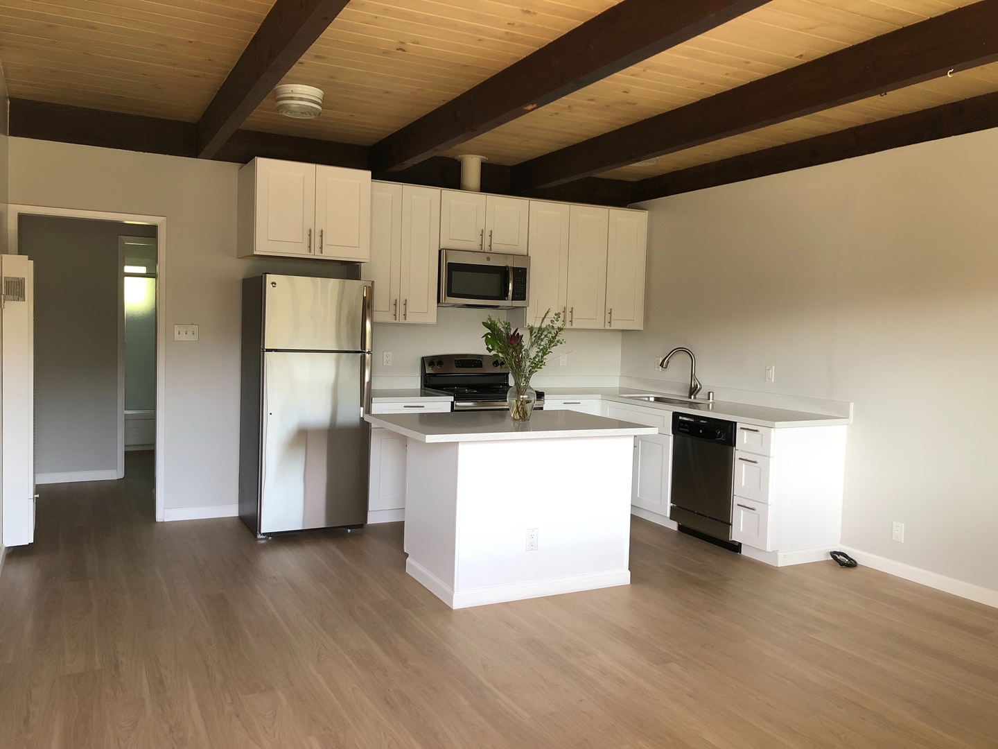 El Cerrito Apartment: 6511 & 6543 Portola Drive
