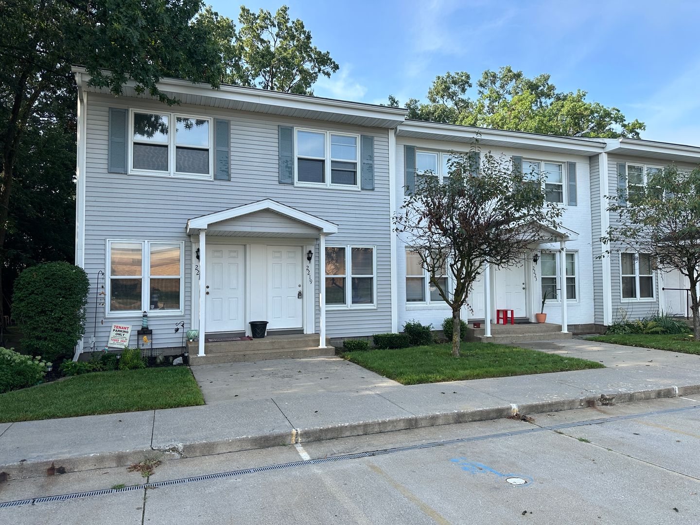 Elkhart Apartment: 2219 Bel Air Drive