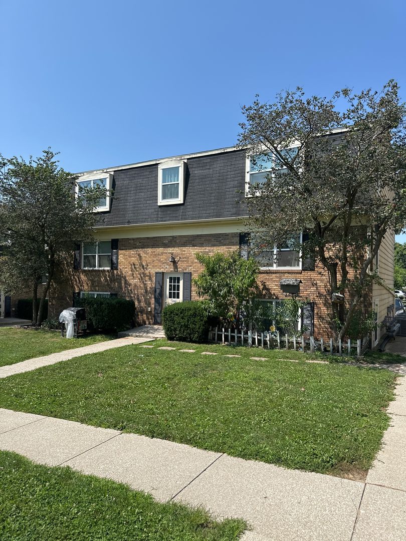 Goshen Apartment: 508 Middlebury Street