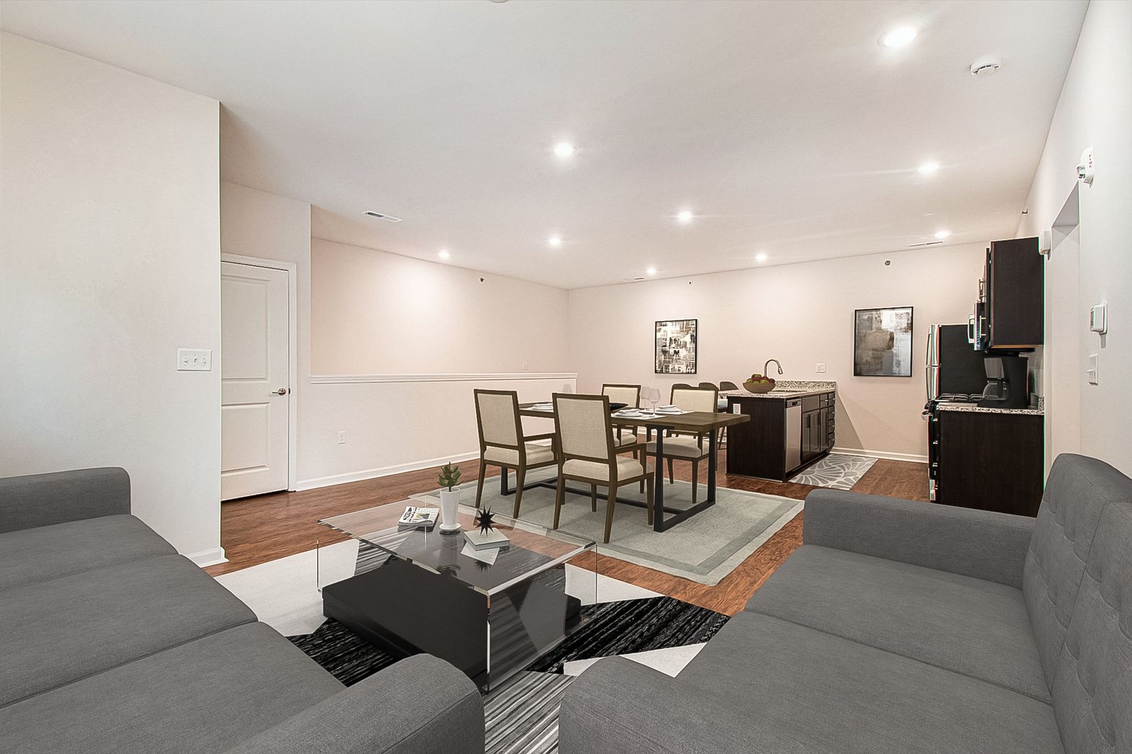 1 Bedroom 1 Bathroom - Luxury Goshen Apartment 7 of 10
