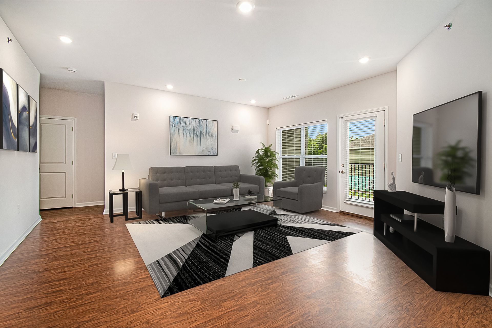 2 Bedroom 1.5 Bathroom - Luxury Goshen Apt 3 of 11